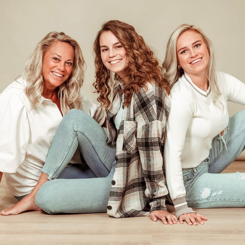 moeder en dochters fotoshoot