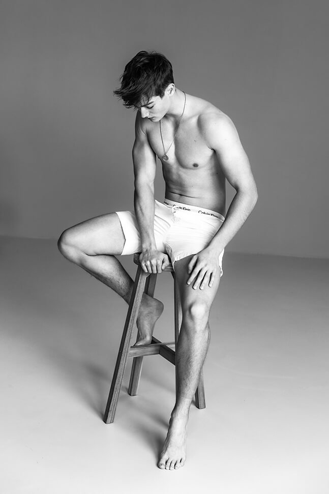 dudoir-portret-boudoir-fotoshoot-man