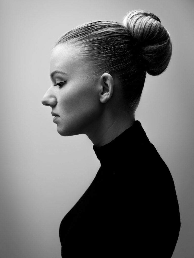 fotokunst-mila-knot-in-haar